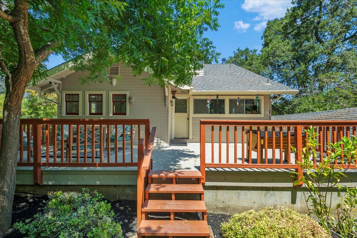 155 Hernandez AVE