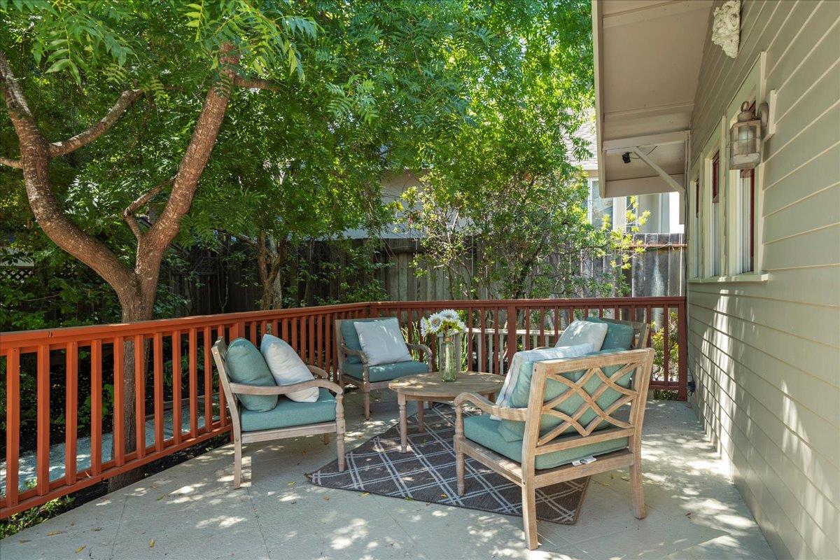 155 Hernandez AVE