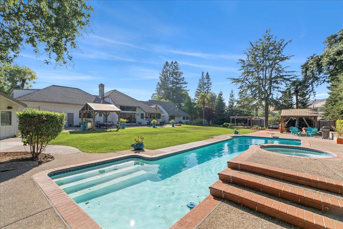 14662 Stonebridge DR