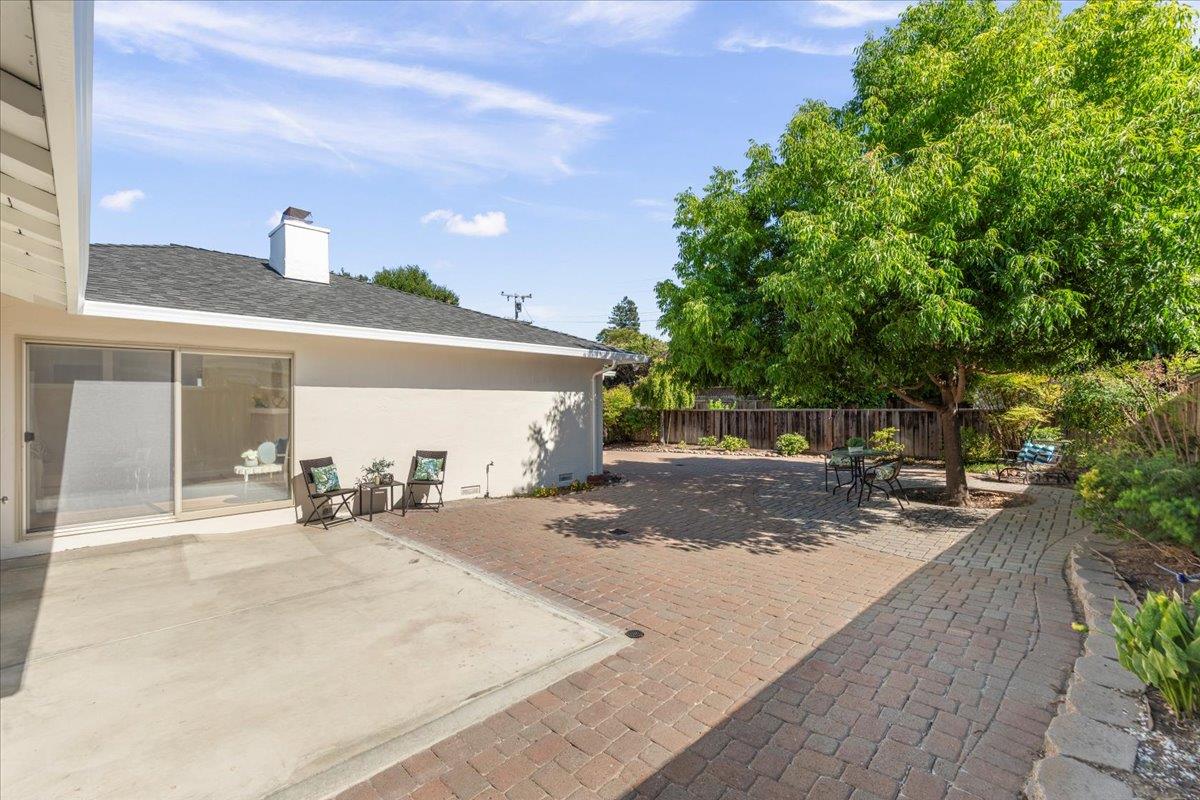 15316 Cooper AVE