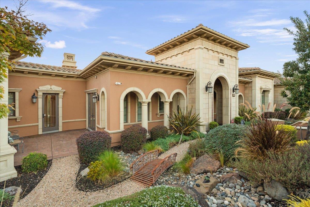 15315 Santella Court