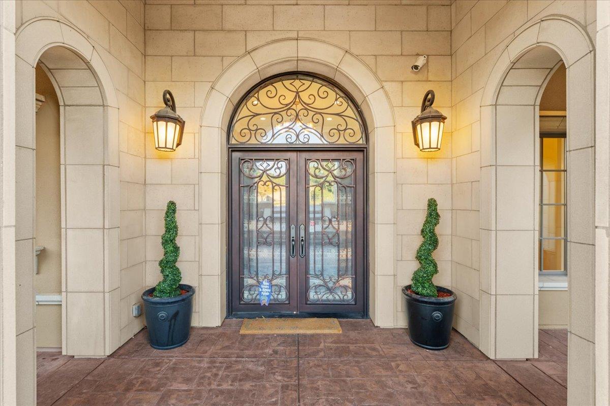 15315 Santella Court