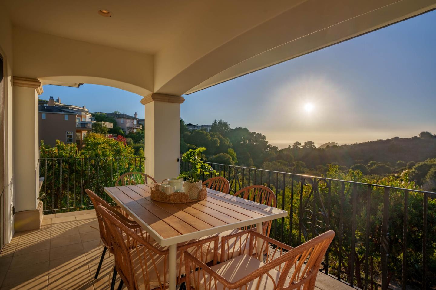 301 Ventana WAY