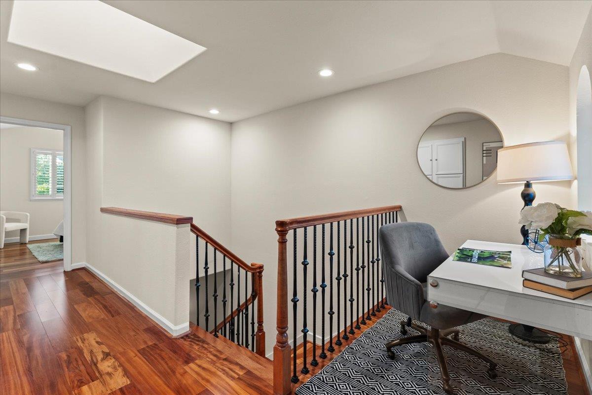 151 Orchard Oak CIR