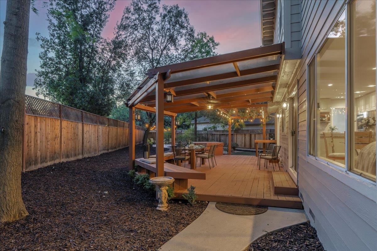 112 Mozart Avenue