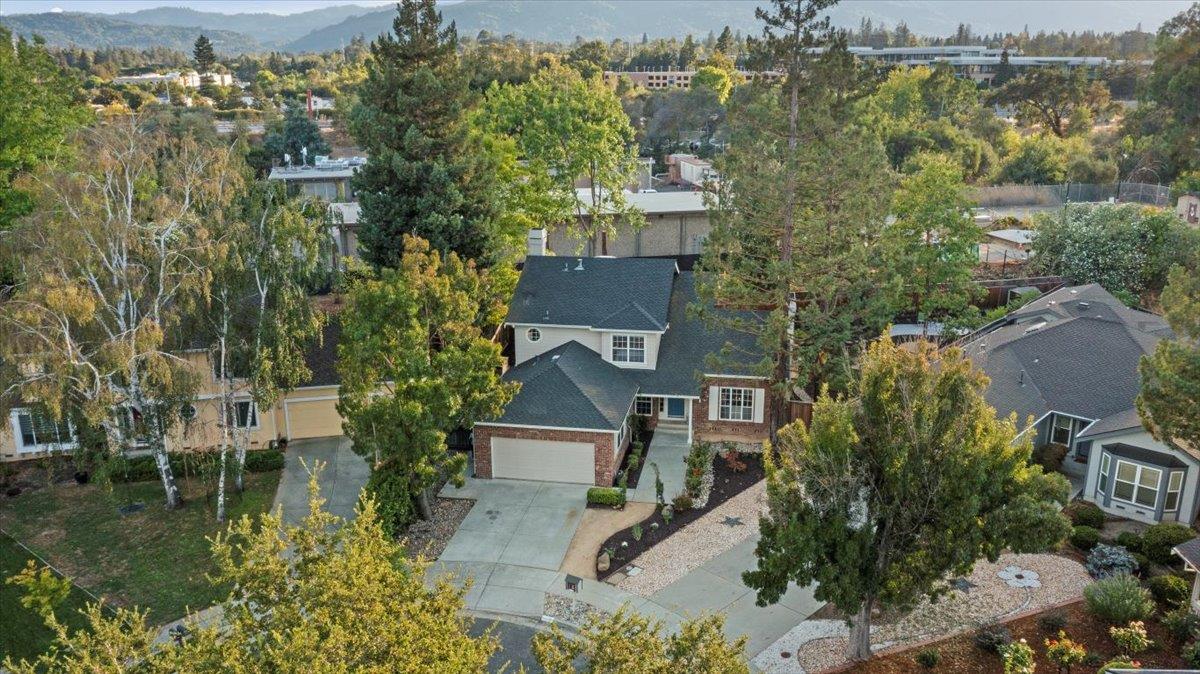 112 Mozart Avenue