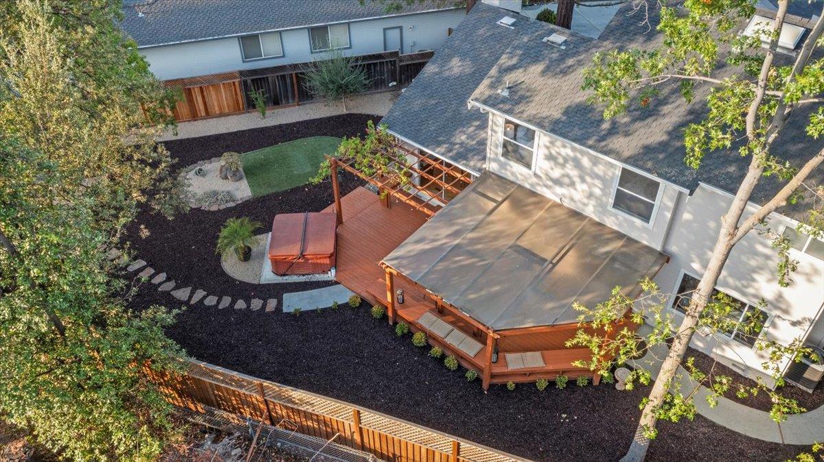 112 Mozart Avenue