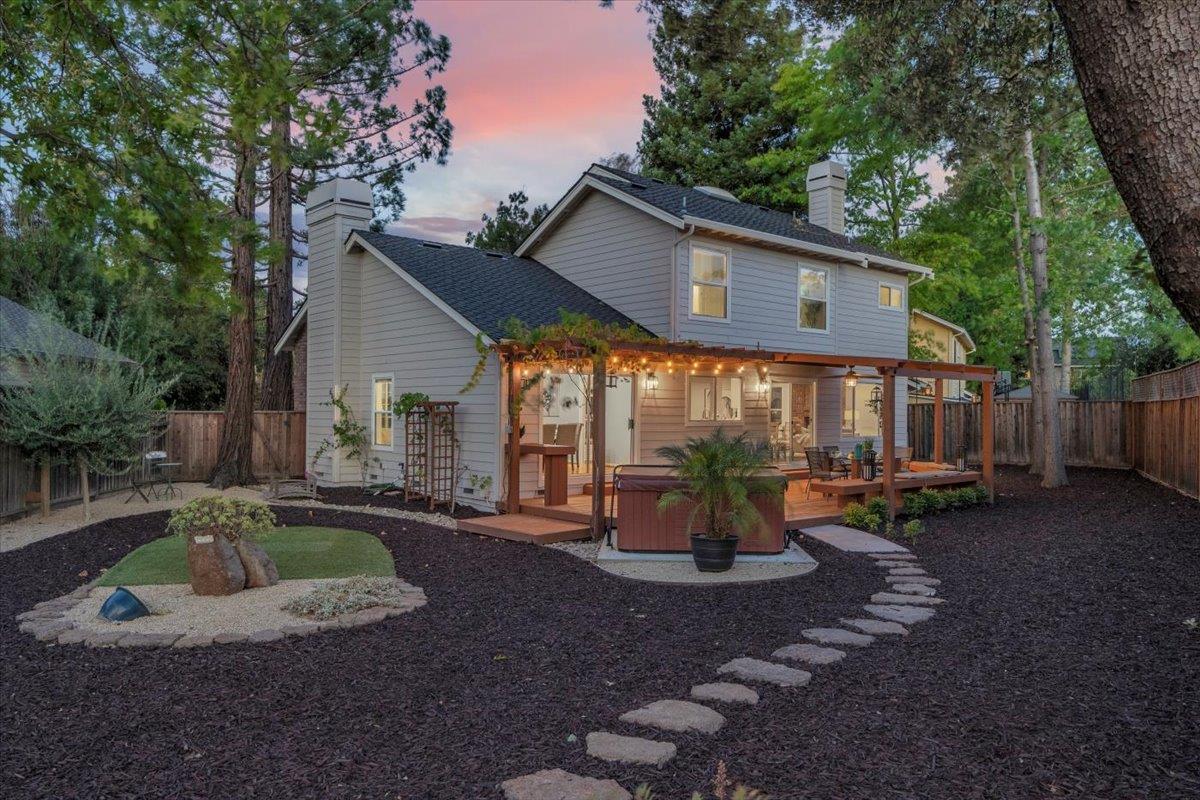 112 Mozart Avenue
