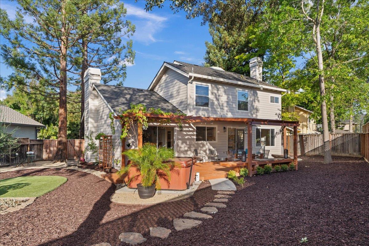 112 Mozart Avenue