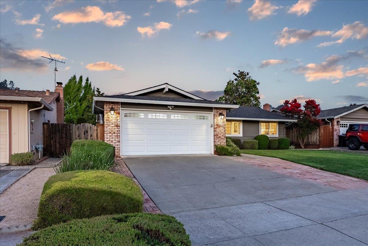 5342 Rucker Drive