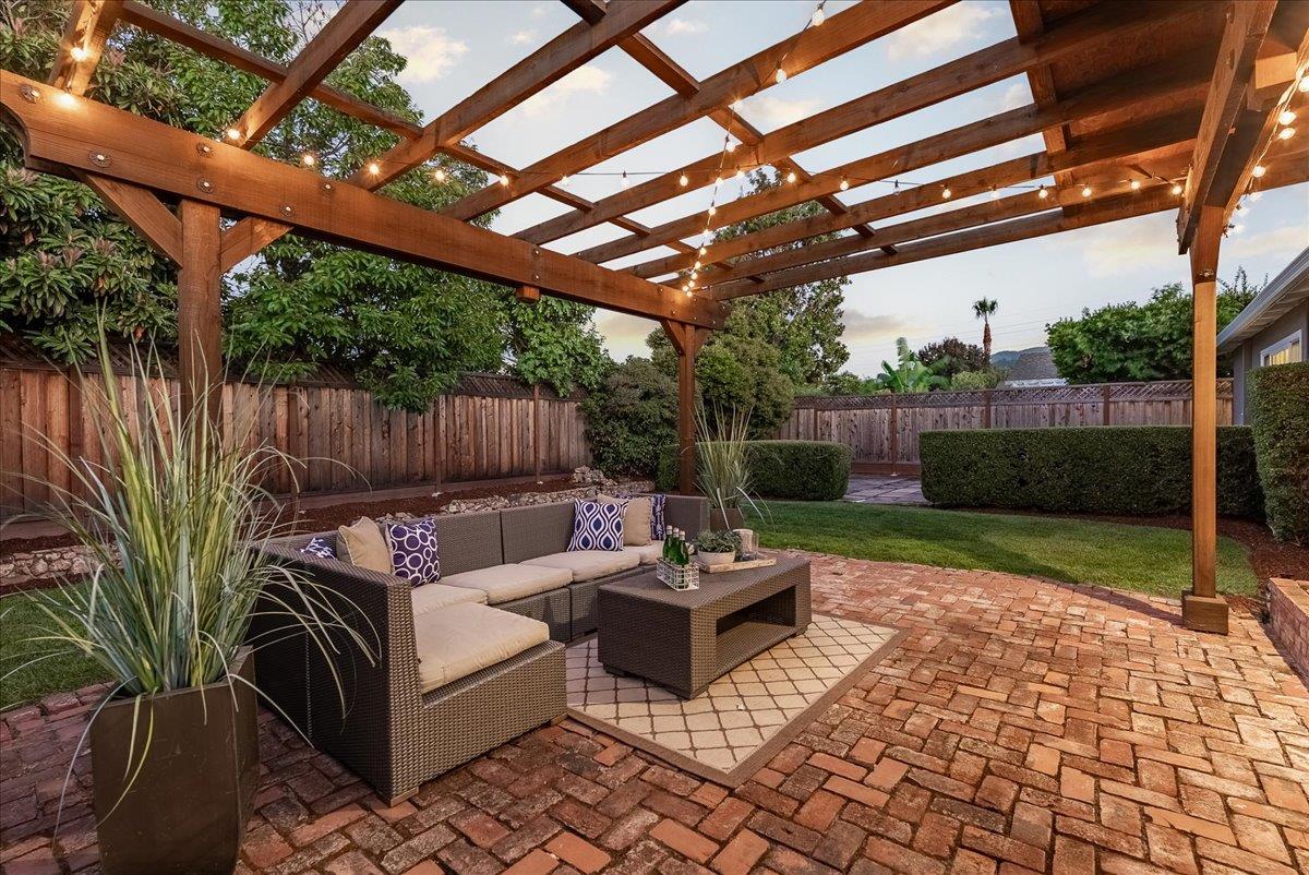 5342 Rucker Drive