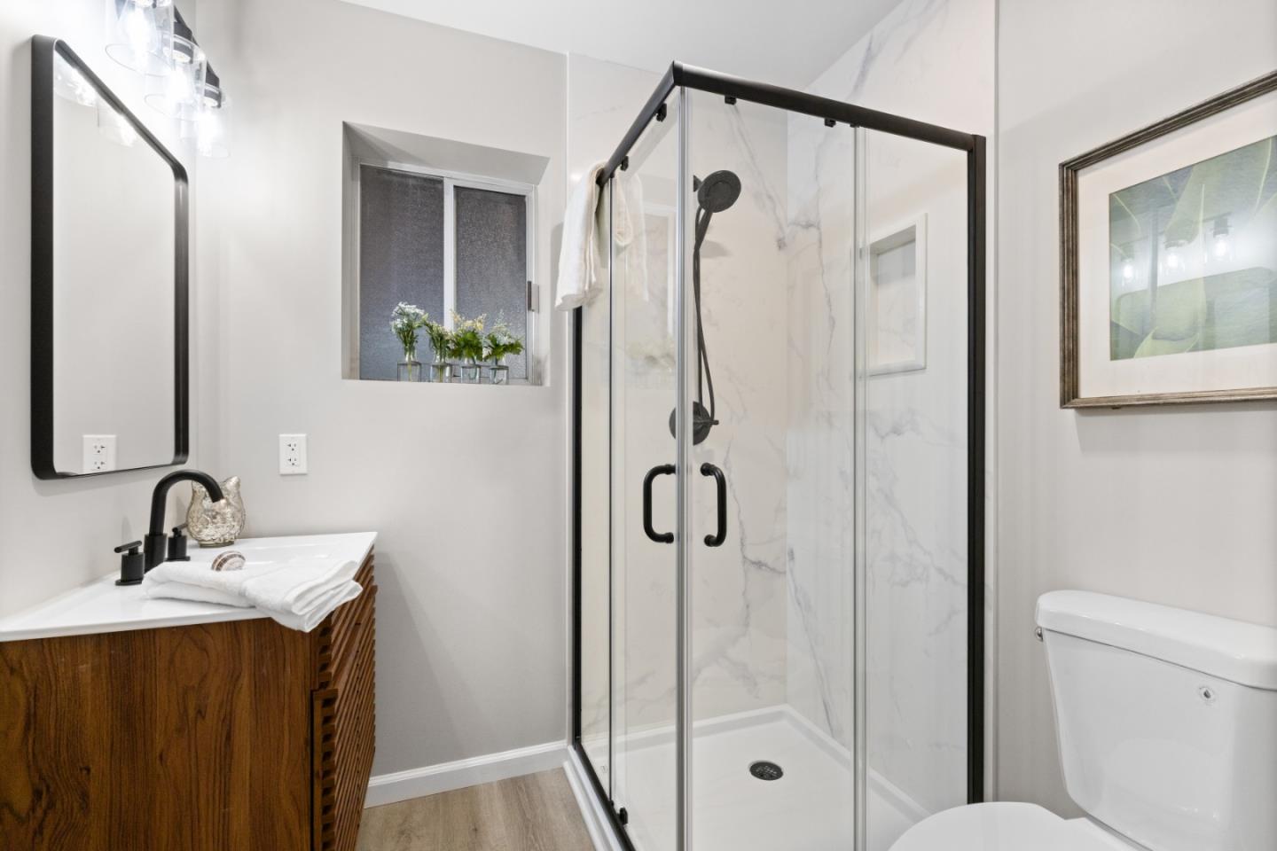 1136 Oddstad Boulevard