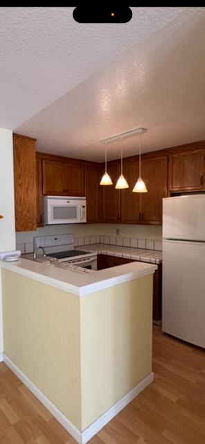 938 La Mesa Terrace E