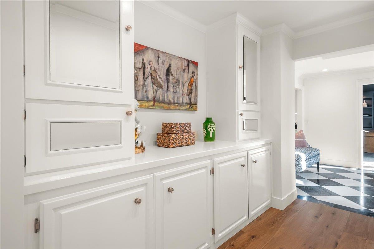 130 Longmeadow DR