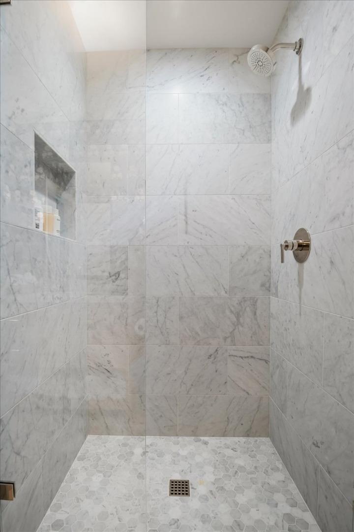 130 Longmeadow DR