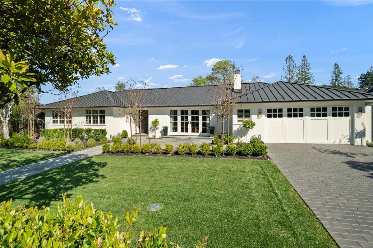 130 Longmeadow DR