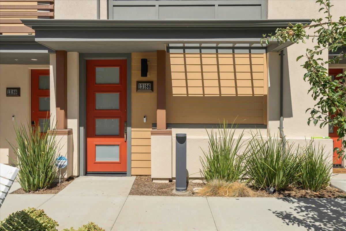 13186 Sepulveda CIR