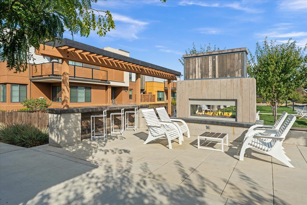 13186 Sepulveda CIR