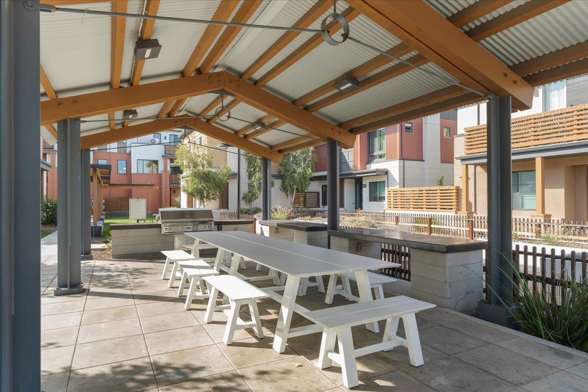13186 Sepulveda CIR
