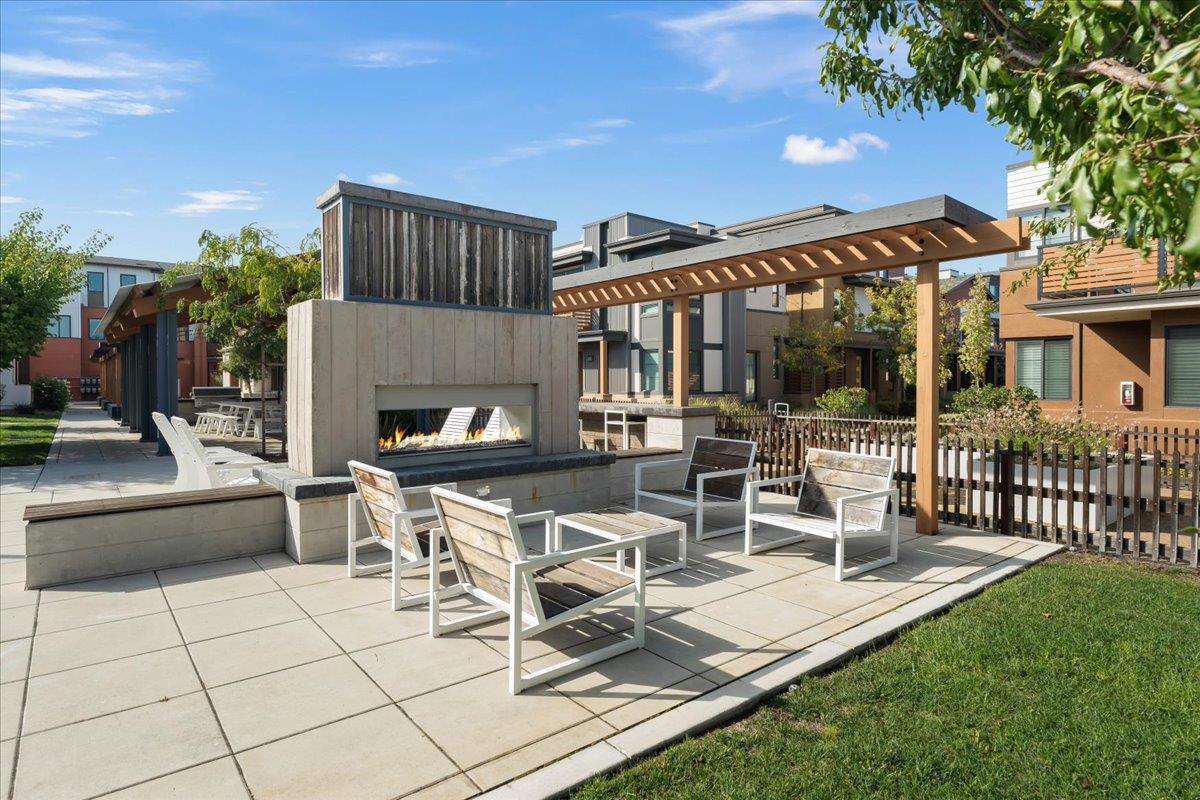13186 Sepulveda CIR