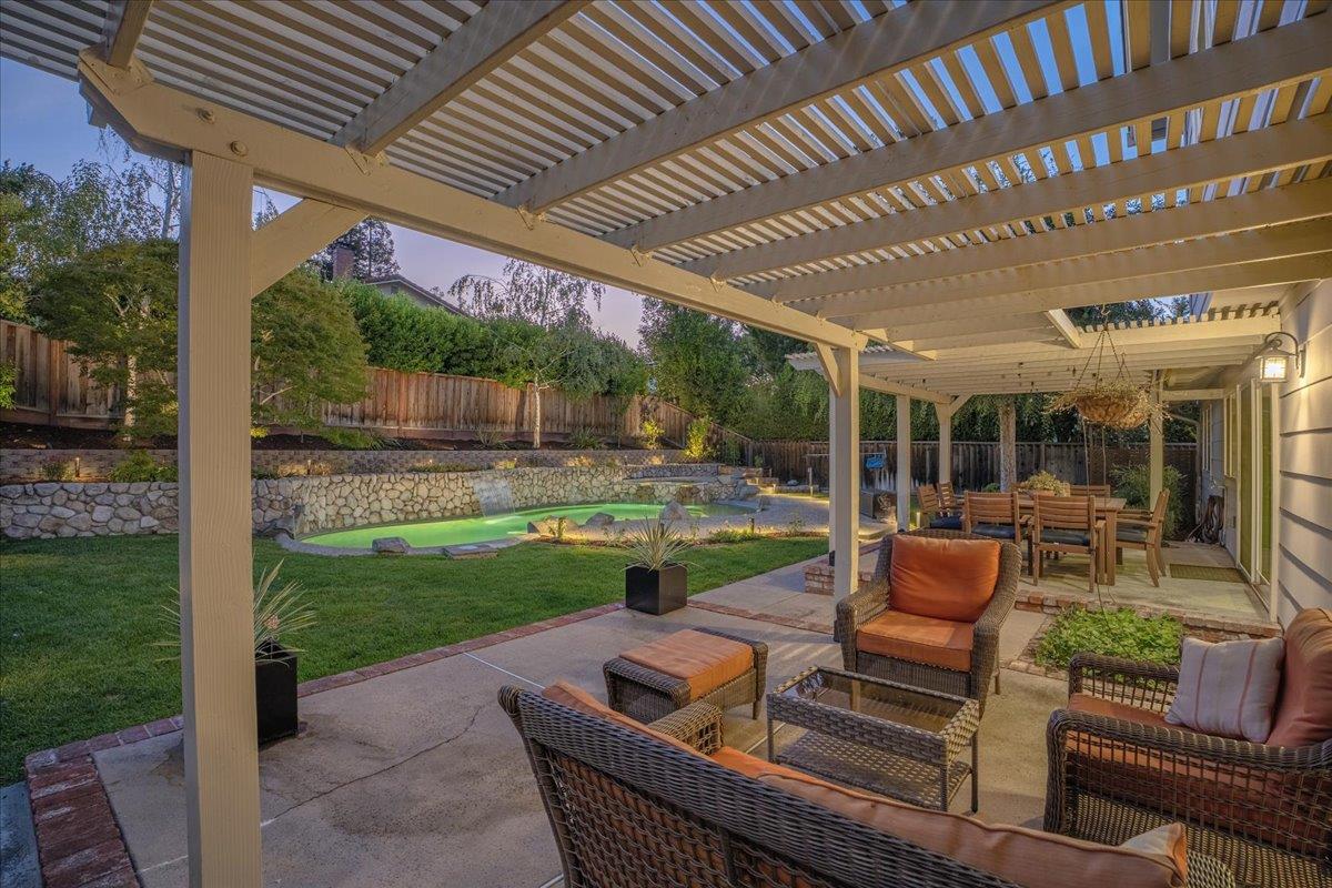 6519 Skyfarm DR