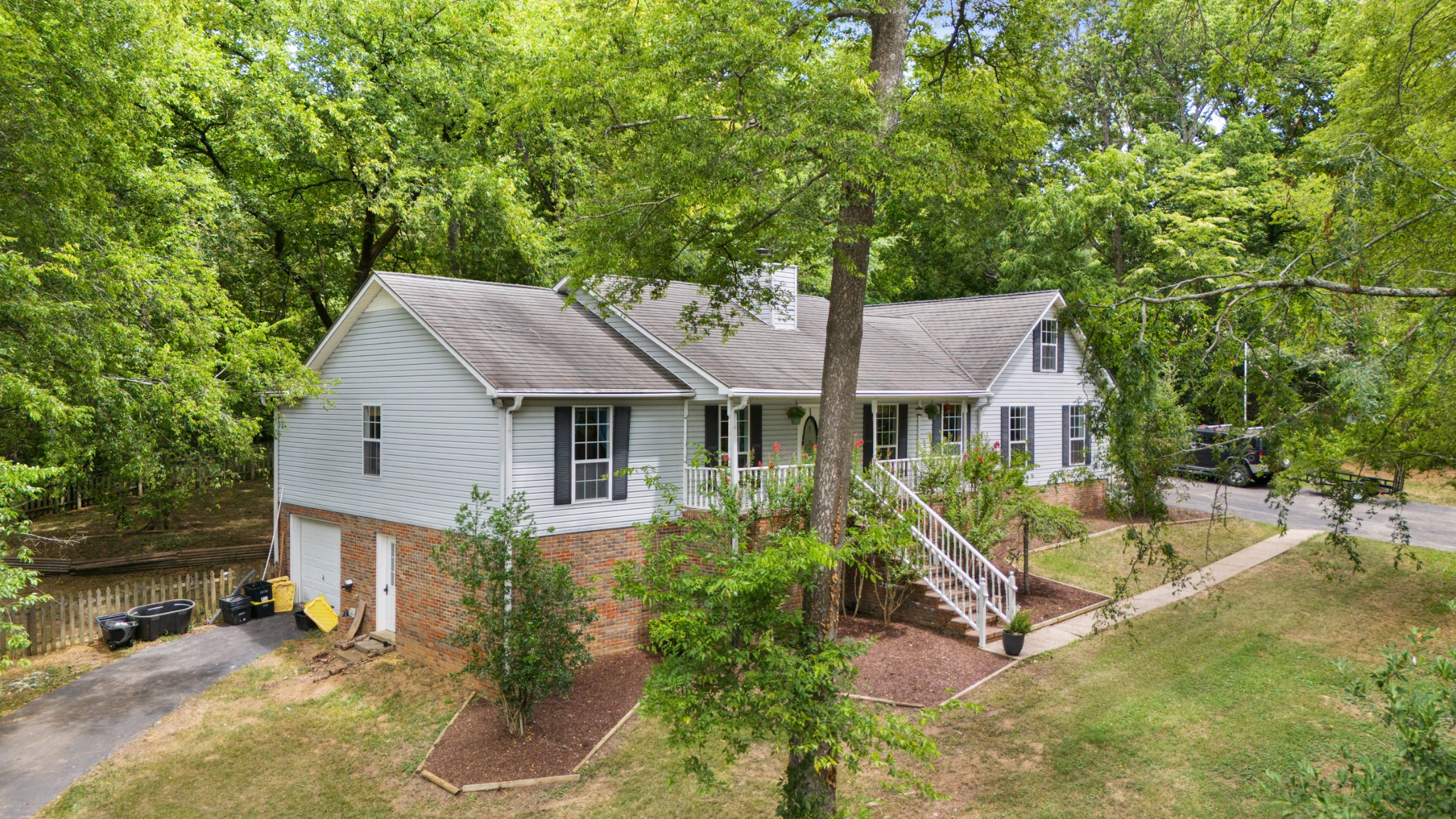 1245 Hartsfield Dr