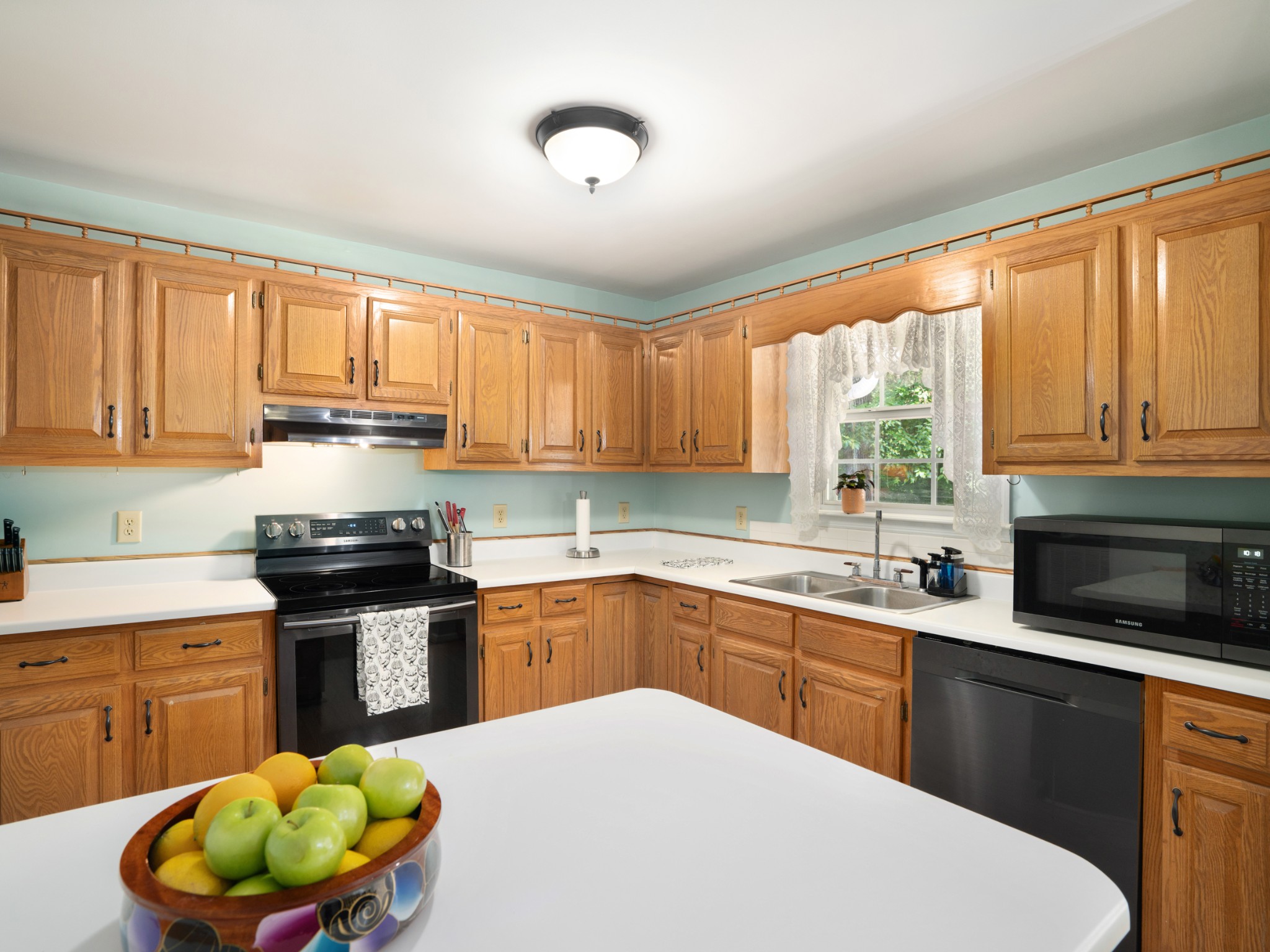 1245 Hartsfield Dr
