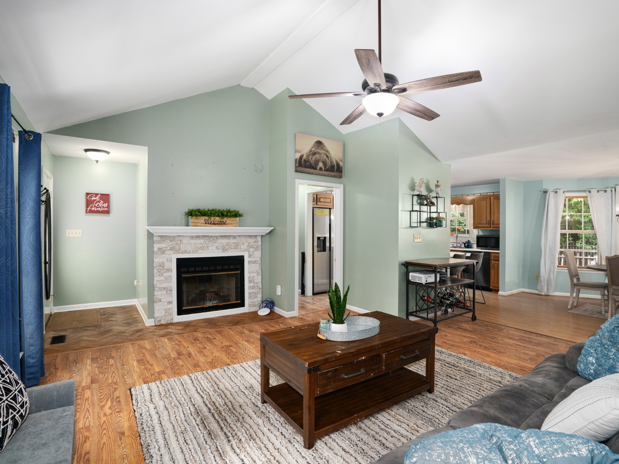 1245 Hartsfield Dr