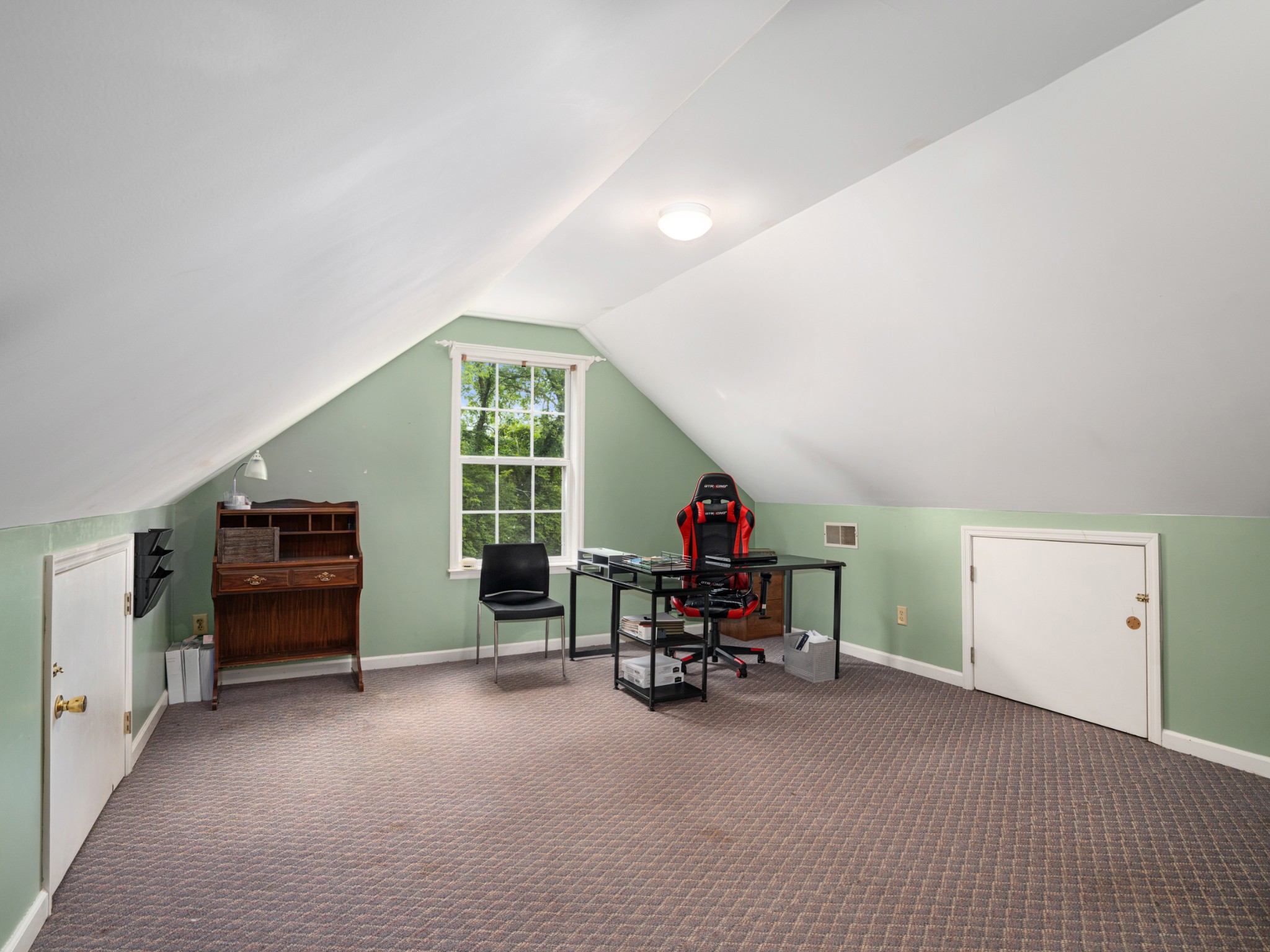 1245 Hartsfield Dr