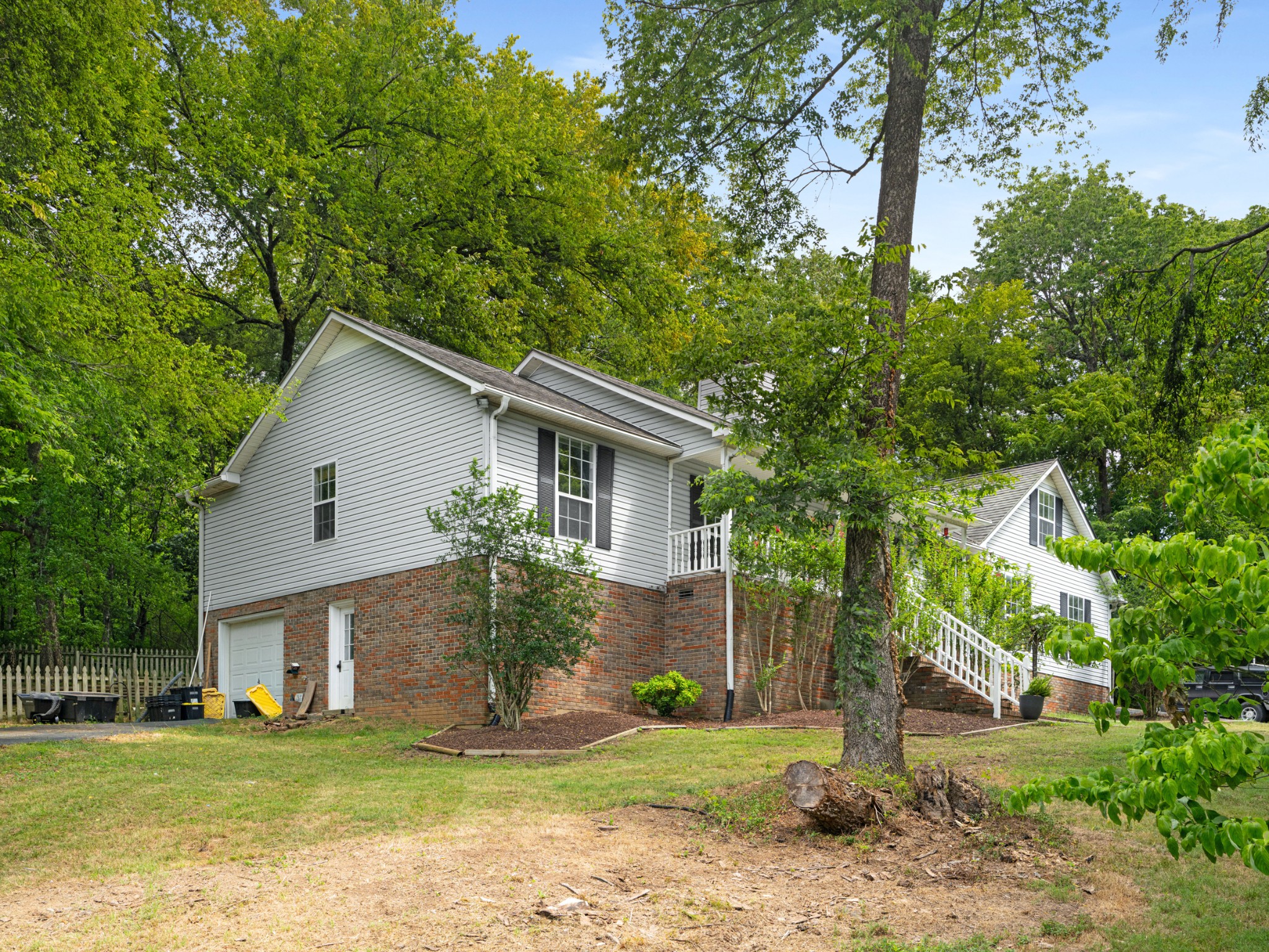 1245 Hartsfield Dr