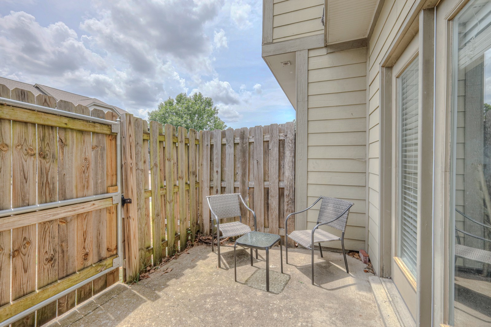 105 4th Ave Unit: 113