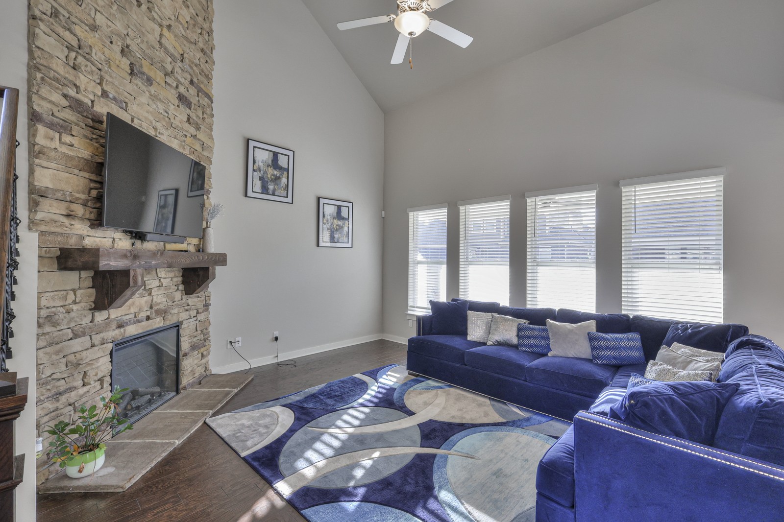 1621 Gingerwood Dr