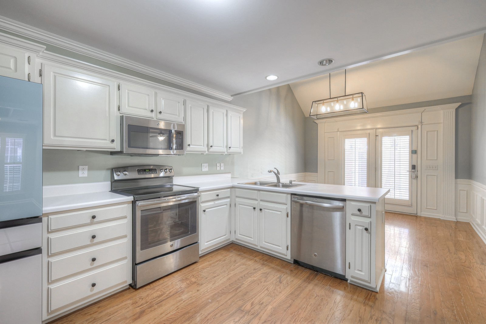 2558 Shinnecock Ct