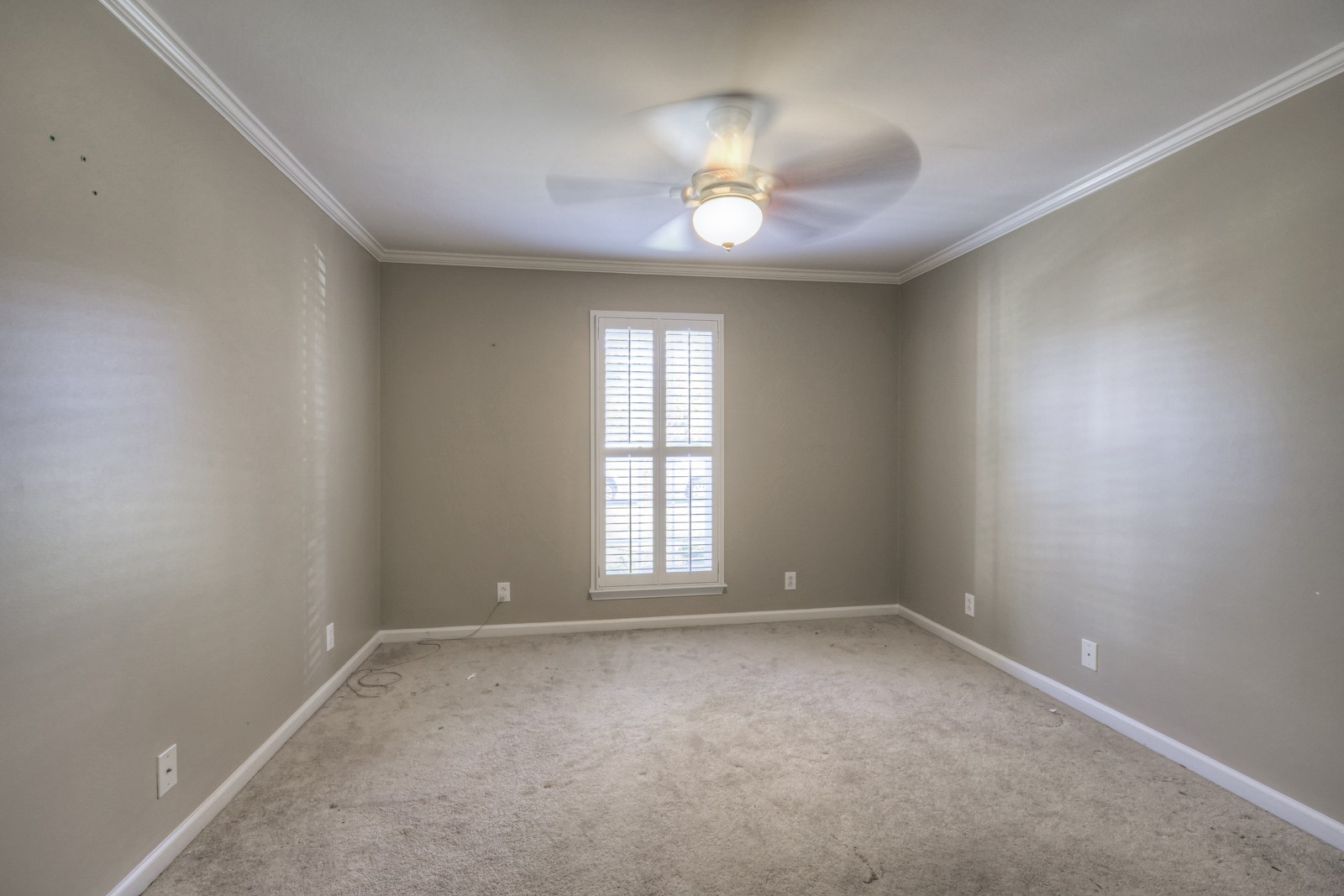 2558 Shinnecock Ct