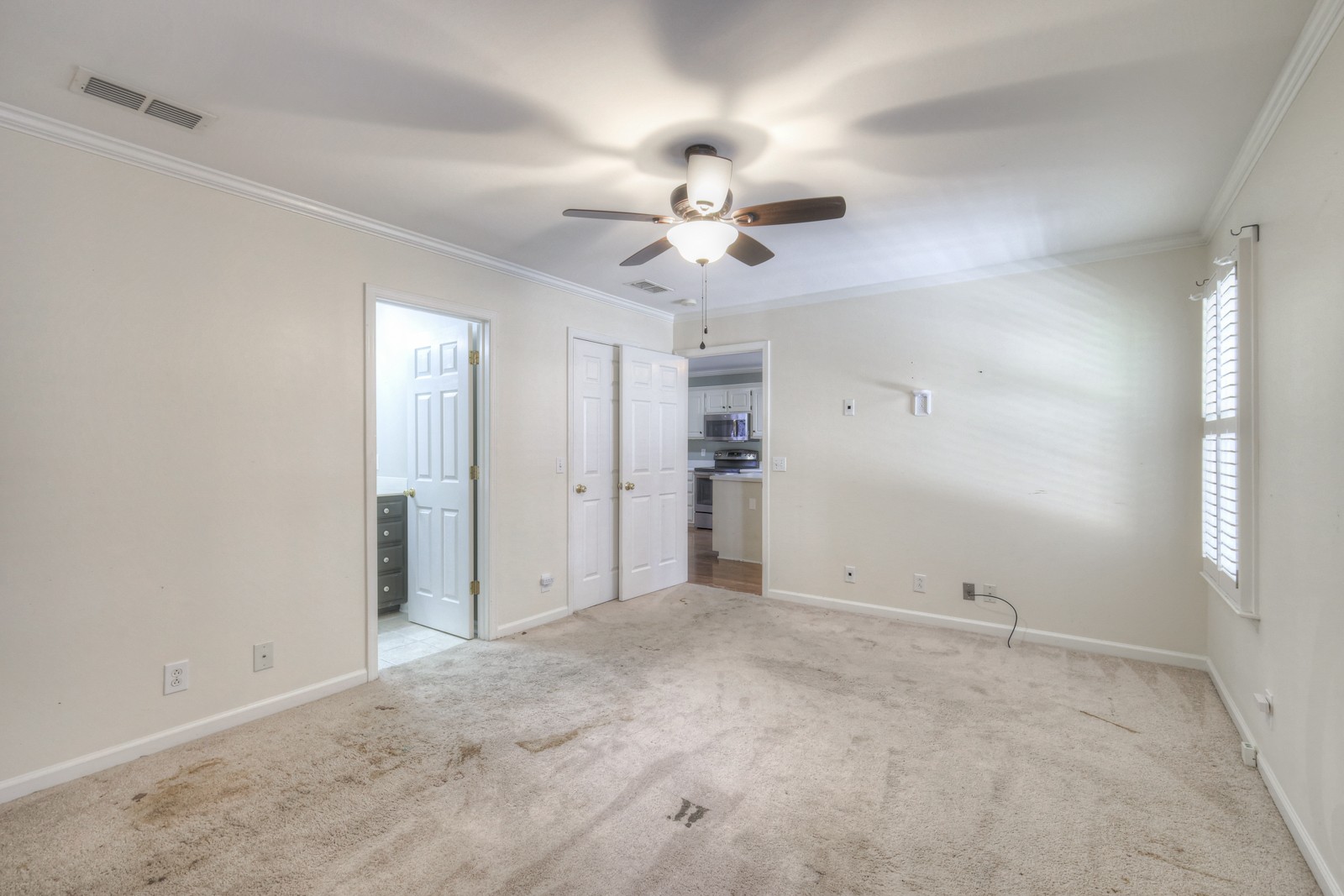 2558 Shinnecock Ct