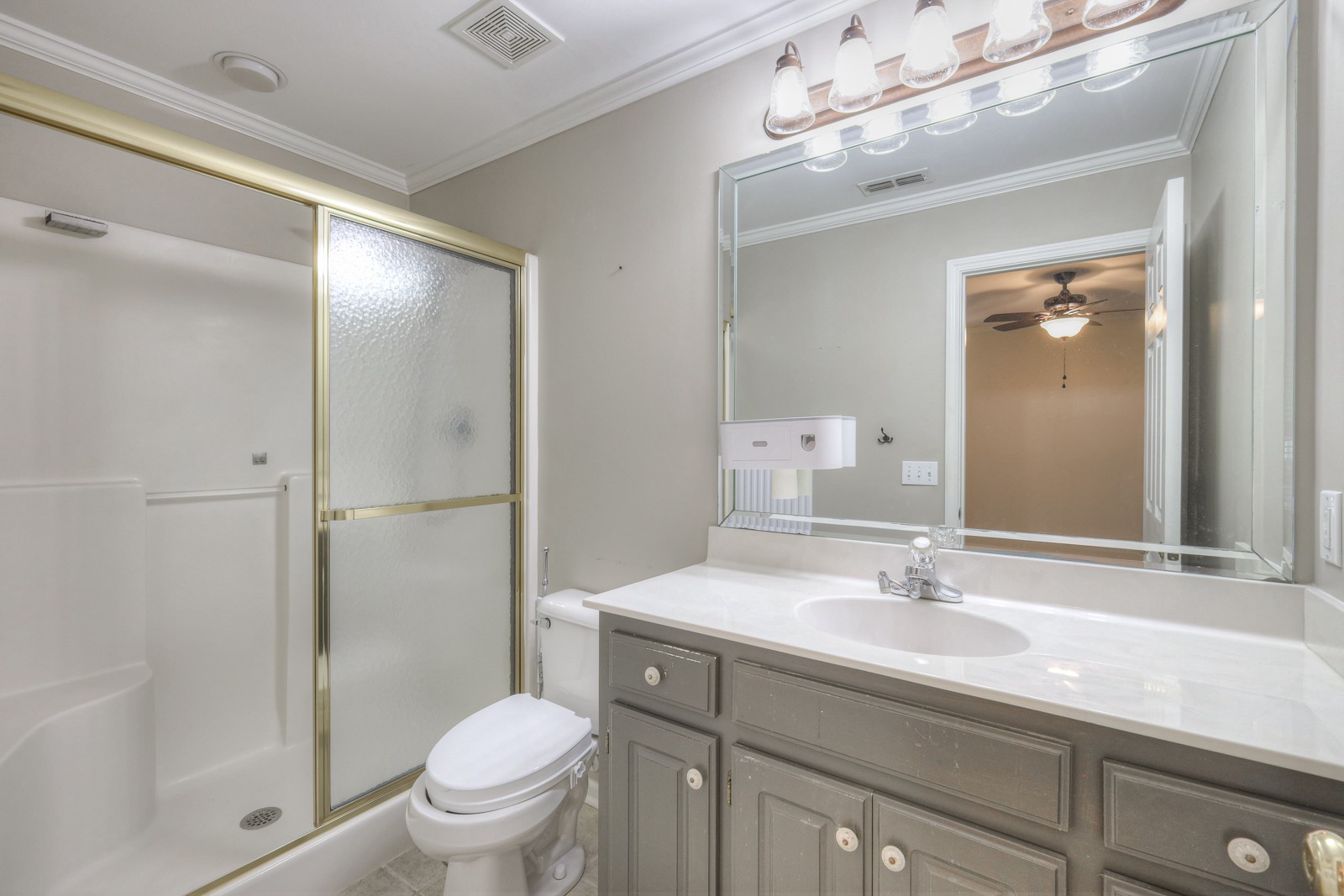 2558 Shinnecock Ct