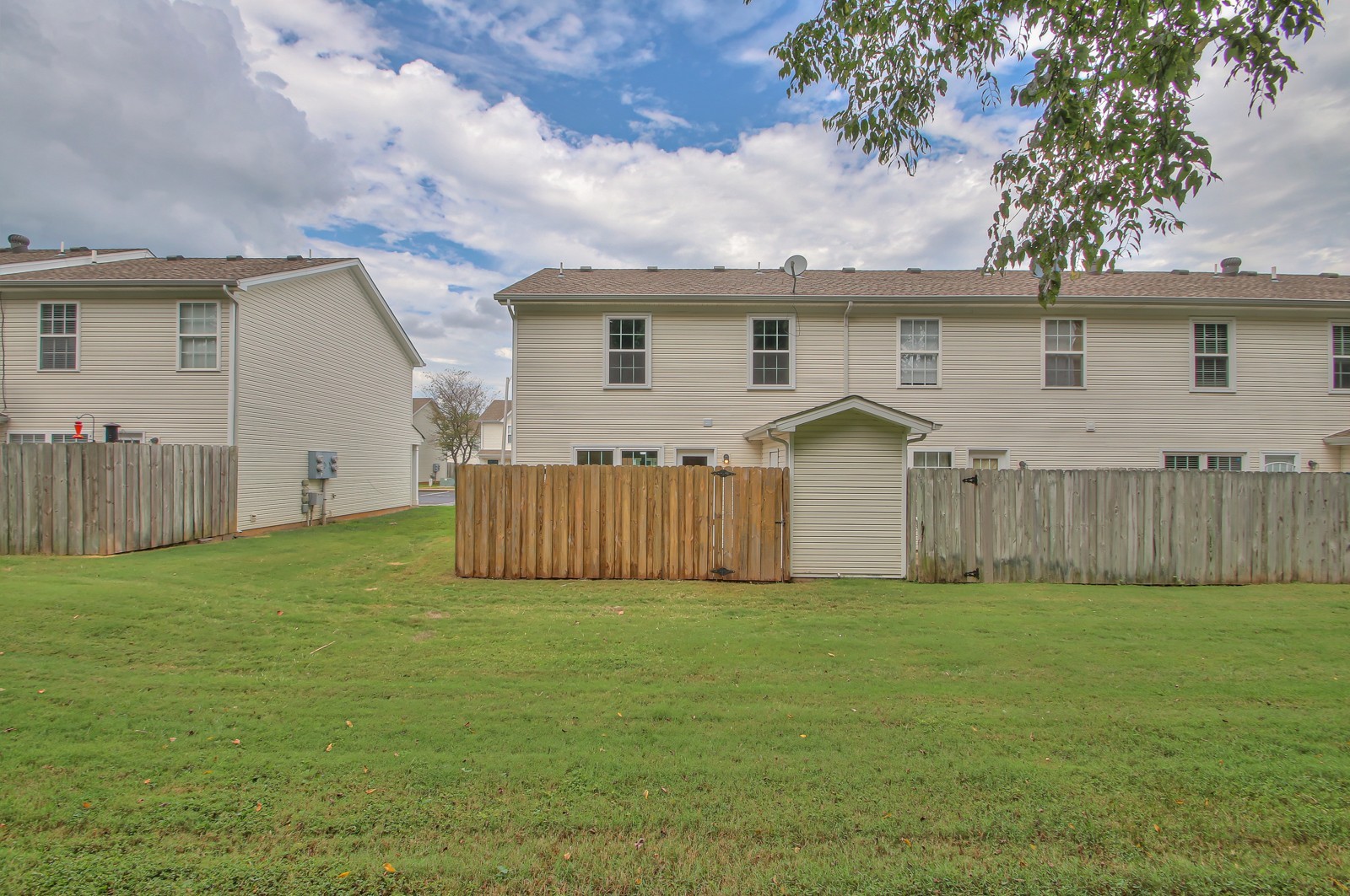 347 Shoshone Pl