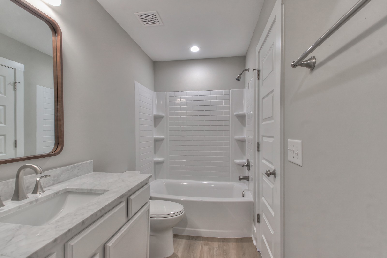 347 Shoshone Pl