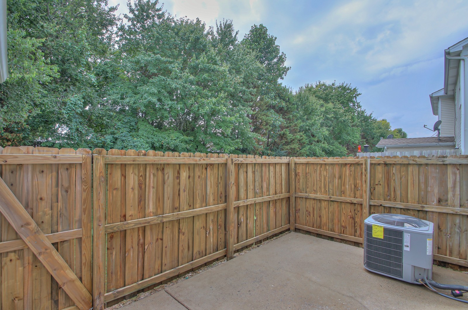 347 Shoshone Pl