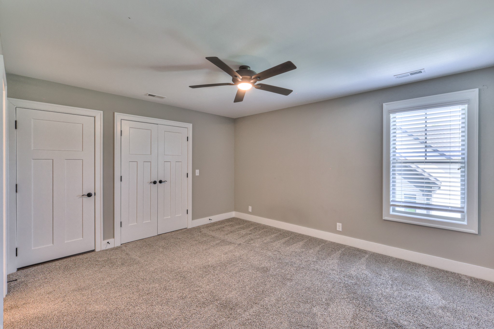 1105 Alex Walker Dr