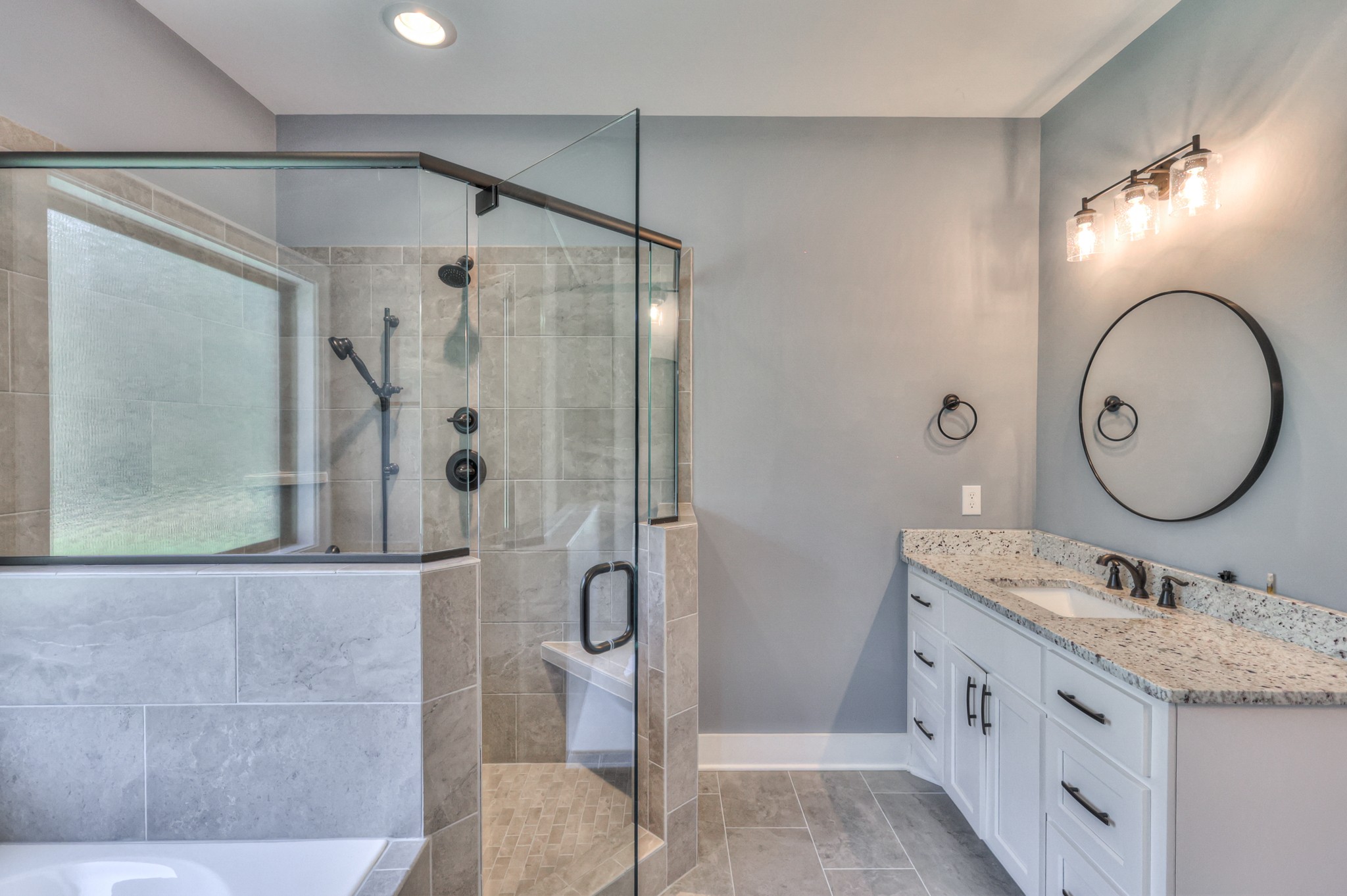 1105 Alex Walker Dr