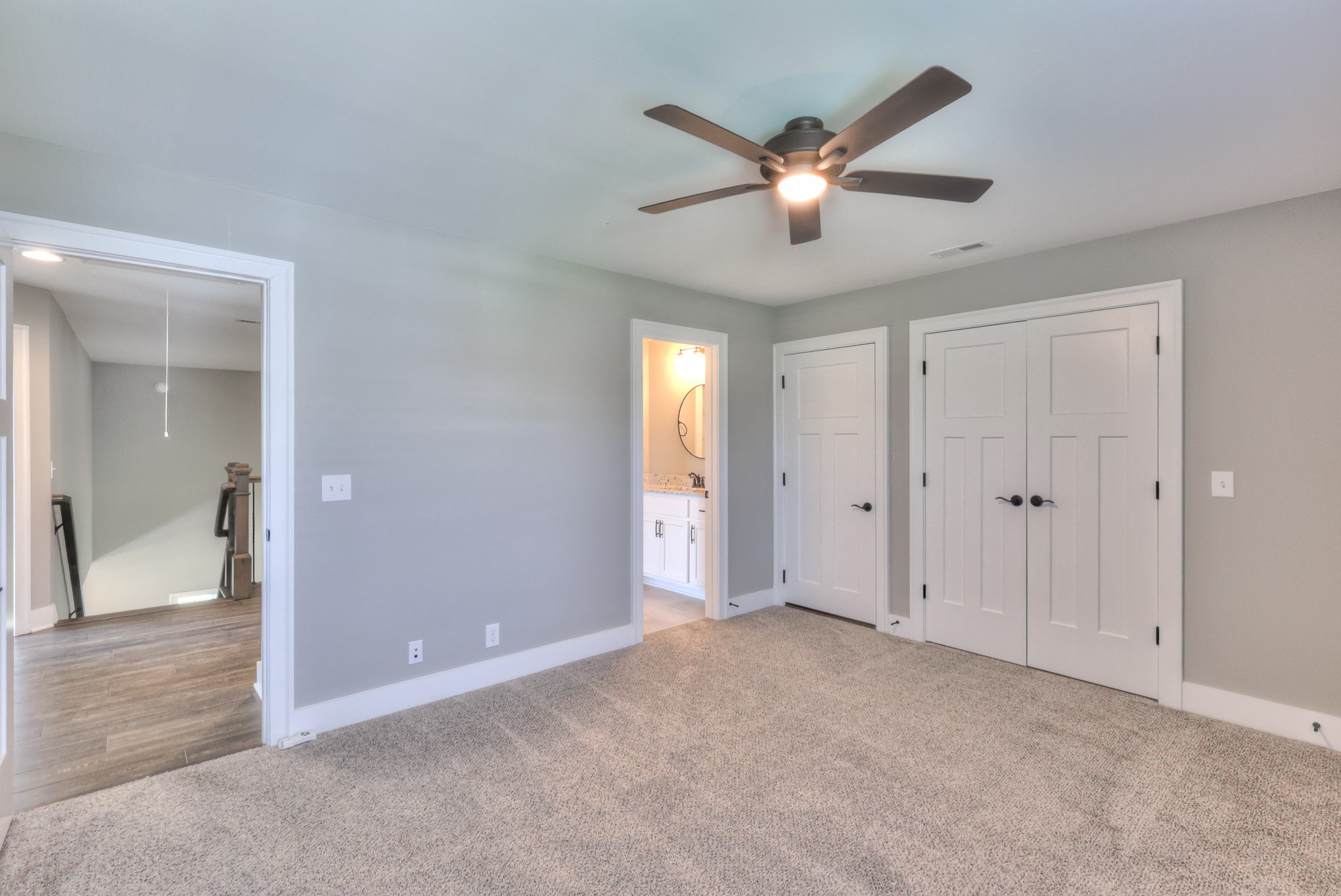 1105 Alex Walker Dr