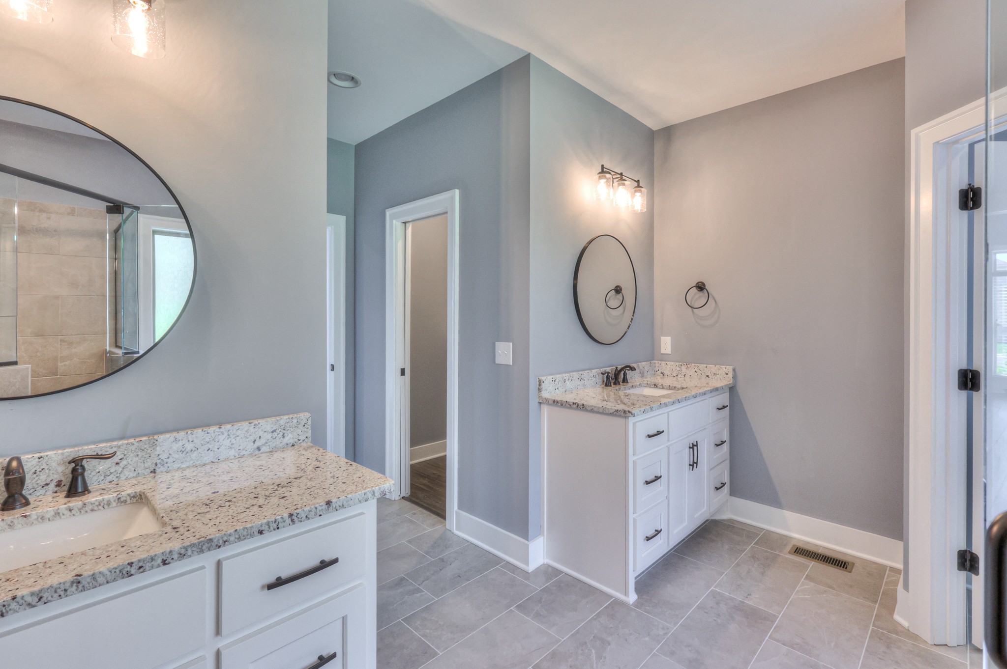 1105 Alex Walker Dr