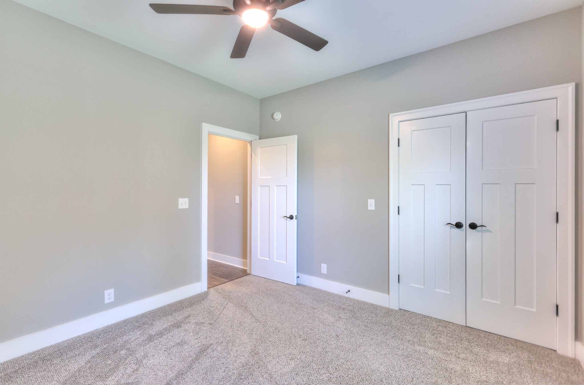 1105 Alex Walker Dr