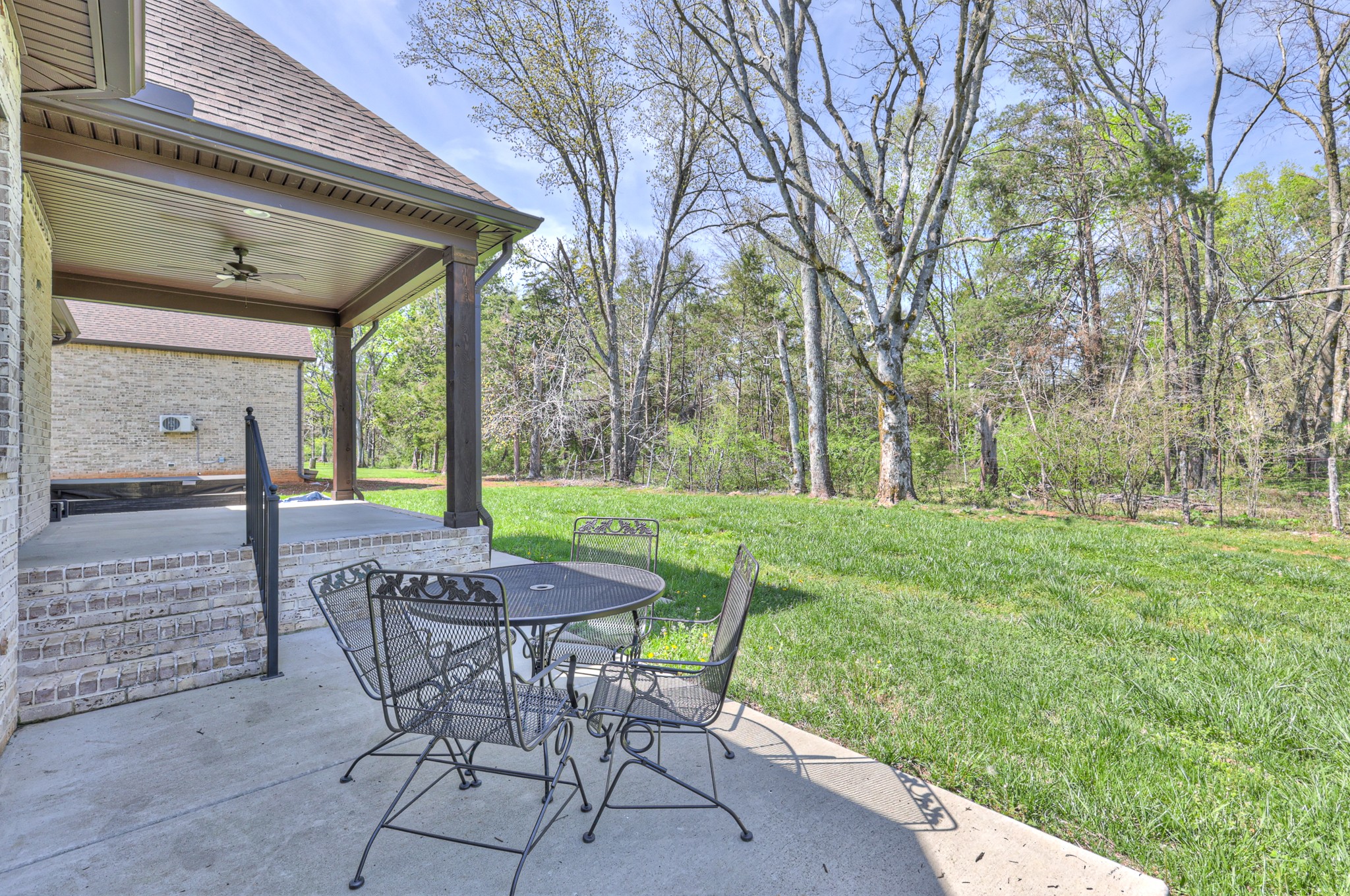 1105 Alex Walker Dr