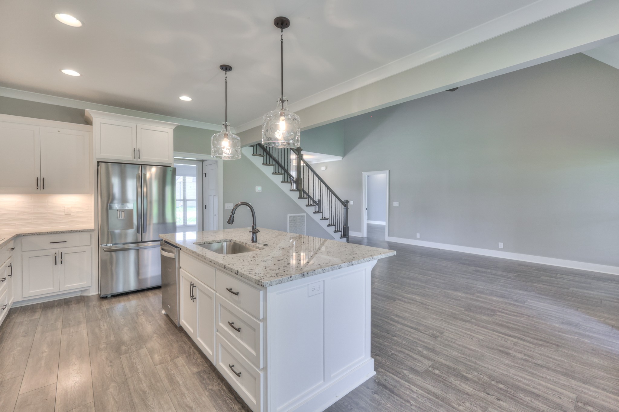 1105 Alex Walker Dr