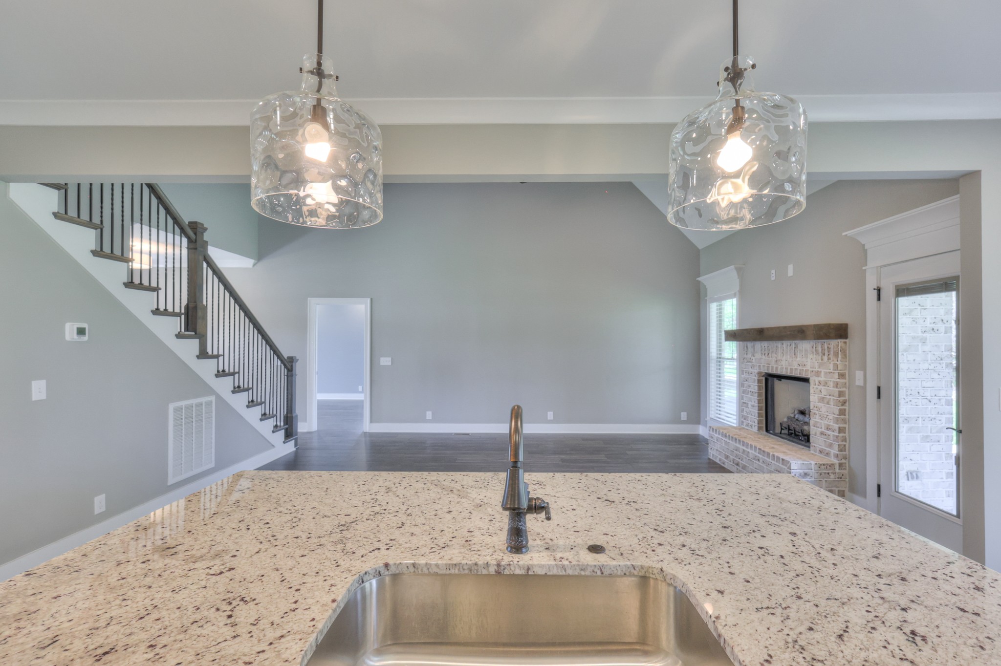 1105 Alex Walker Dr