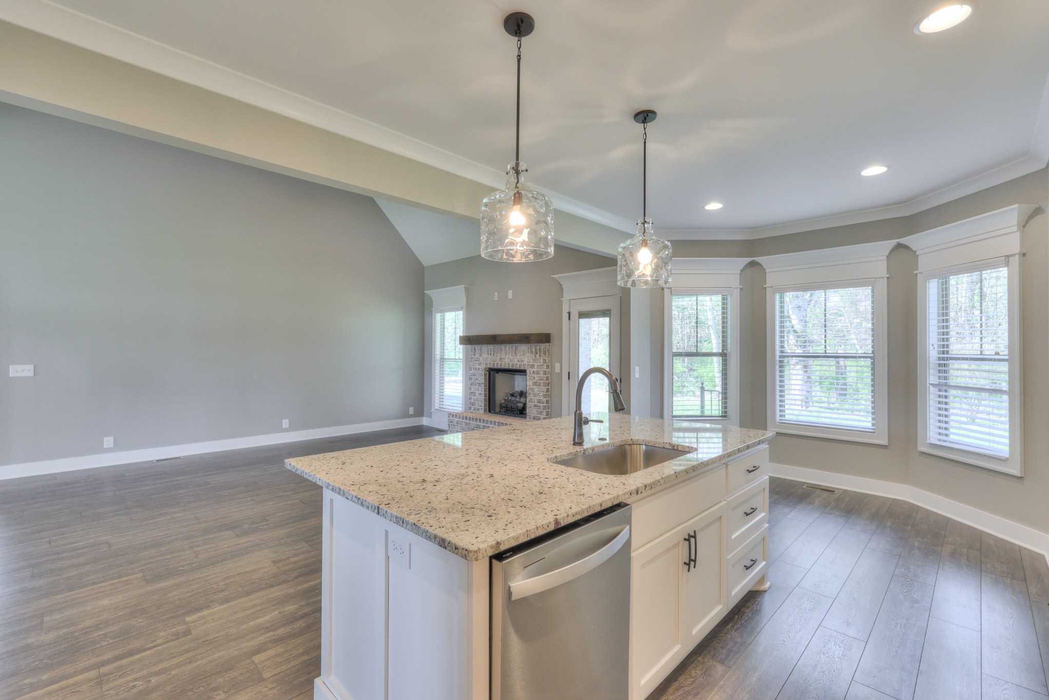 1105 Alex Walker Dr
