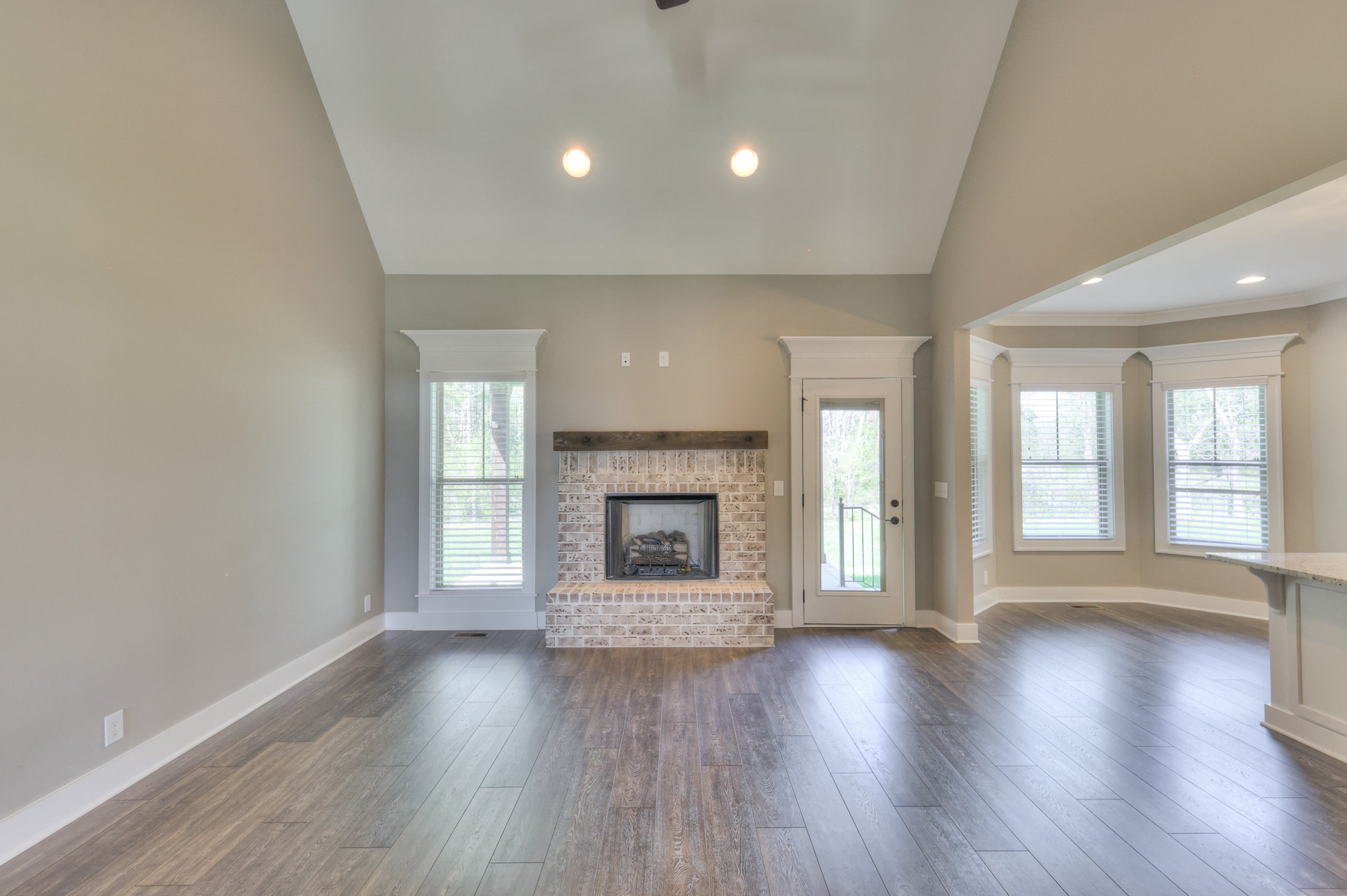 1105 Alex Walker Dr