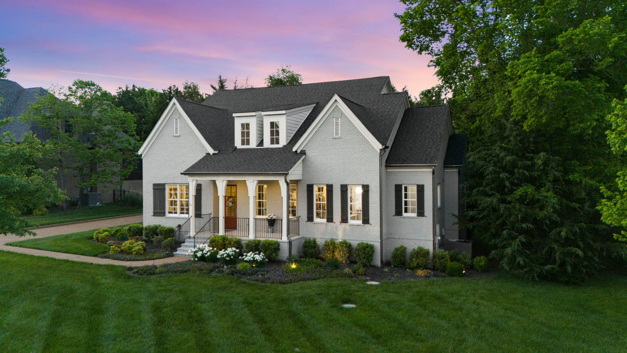1504 Registry Row